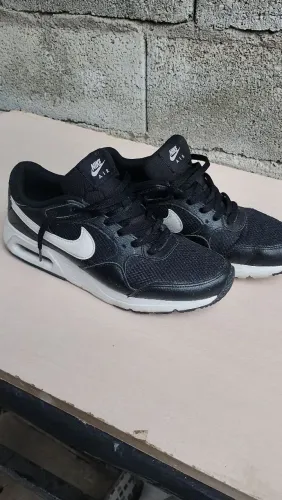 Tênis Nike Air Max SC