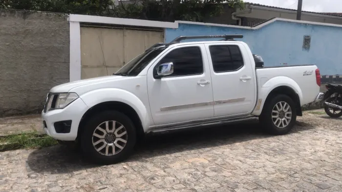 Nissan Frontier SL CD 4X4 2.5tb Diesel AUT 2016