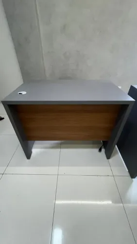 Mesa para escritório 1,3 m MDF
