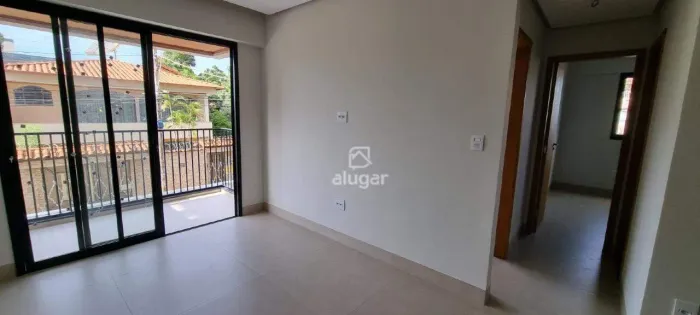 Apartamento à venda, 2 quartos, 1 suíte, 1 vaga, Candida Câmara - Montes Claros/MG - R$ 47