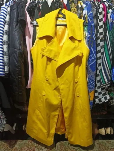 Sobretudo vestido amarelo M