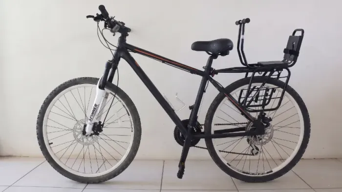Bicicleta Oxer Aro 27,5 - Freio a Disco - Câmbio Traseiro Shimano - 21 Marchas com cadeira