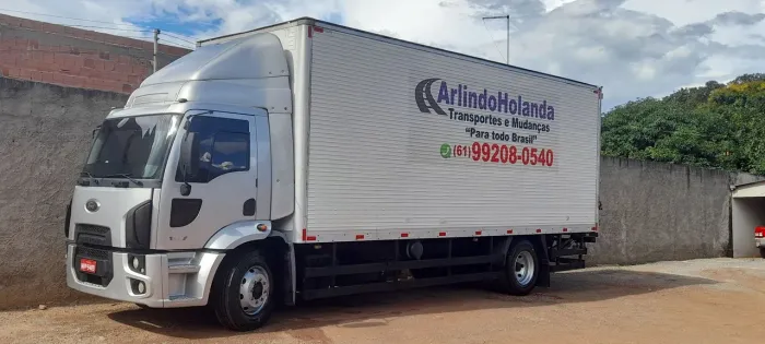 Fretes e Mudanças - Local e Interestadual 