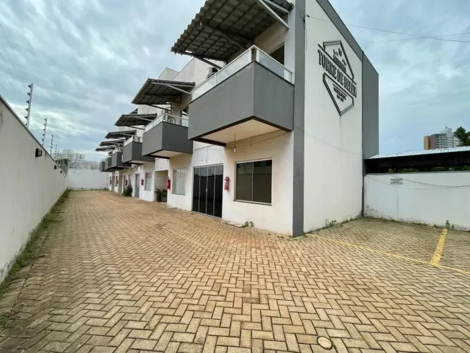 VENDO SOBRADO 606 SUL