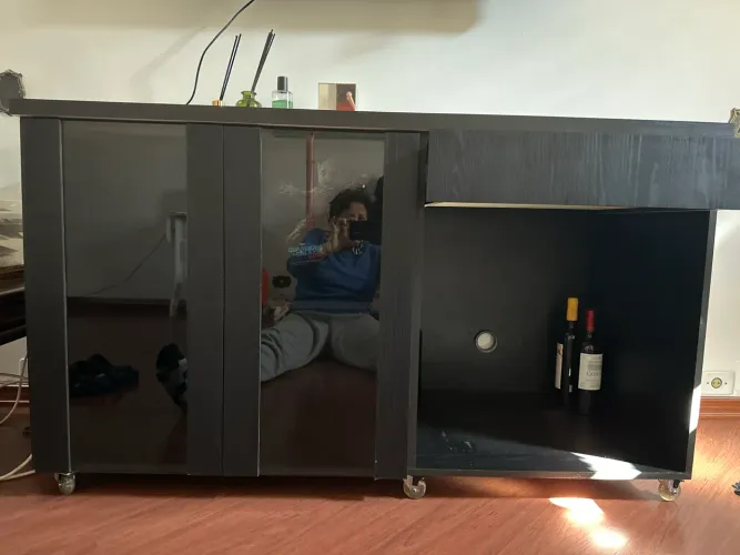 Móvel projetado colocar frigobar ou outra