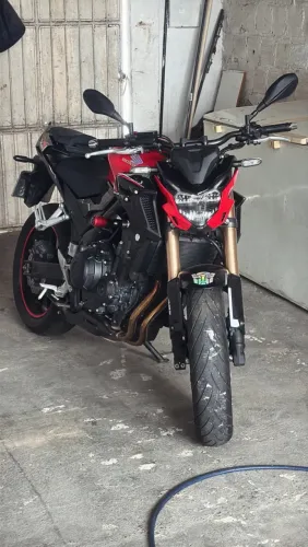 Honda CB 500f 2024