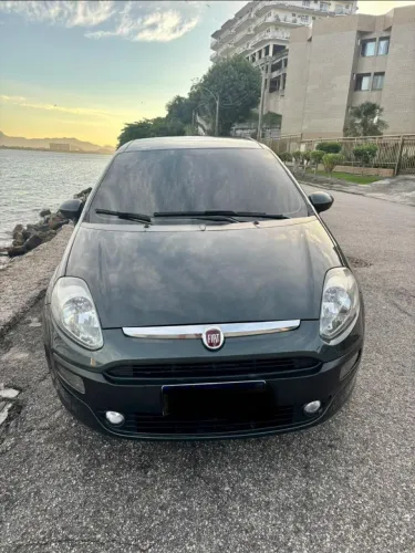 Fiat Punto Attractive 1.4 Fire Flex 8V 5P 2014