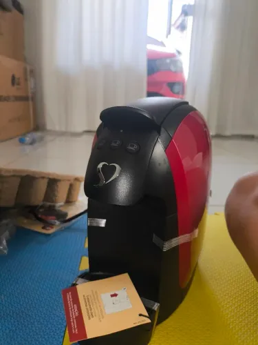 Vendo cafeteira três corações luna