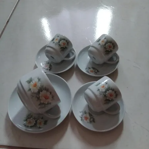 3 xicaras café 1 chá porcelana pozzani