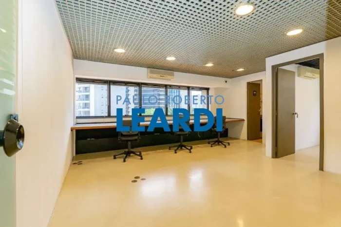CONJ. COMERCIAL - VILA OLÍMPIA - SP