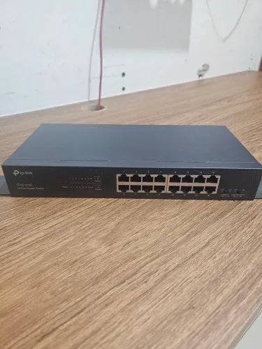 Switch tp-link TL-SG 1016D