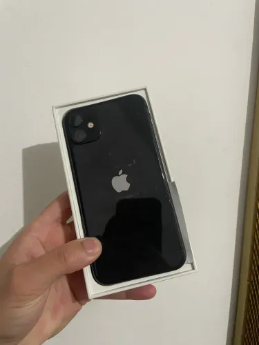 iPhone 11