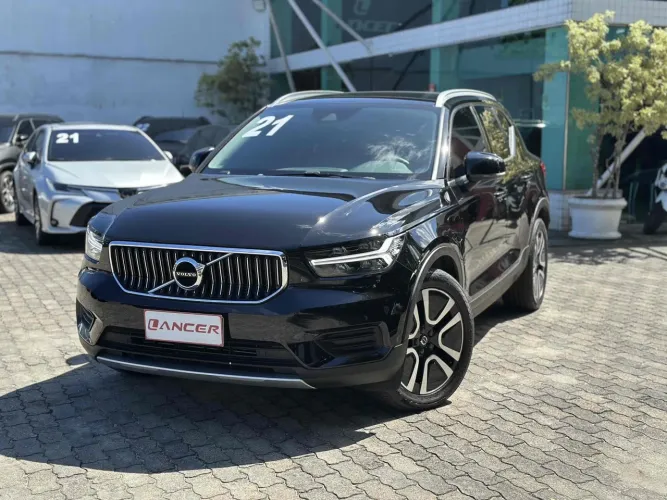 Volvo XC40 XC 40 T-5 Híbrido Momentum 1.5 262cv 2021
