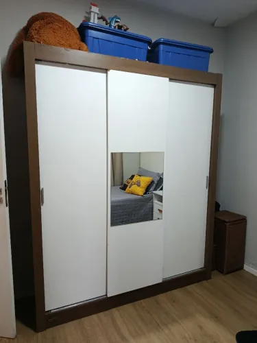 Guarda roupa