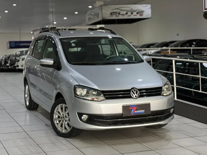 Volkswagen Spacefox Highline 1.6 T.flex 16V 2014