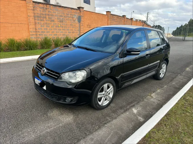 Volkswagen Polo 1.6 Mi/s.ouro 1.6 MI Tot.flex 8V 5P 2014
