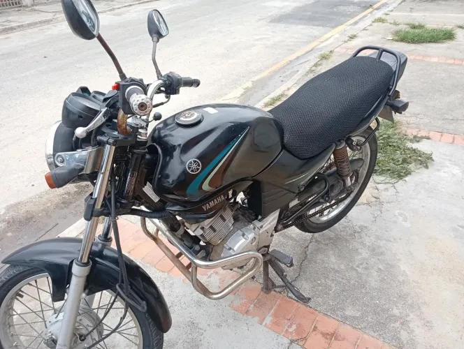 YBR 125 de kike 2008 com IPVA 2026 pago, único dono.