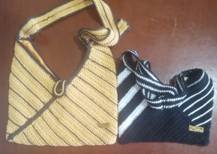 Bolsa de crochê artesanal