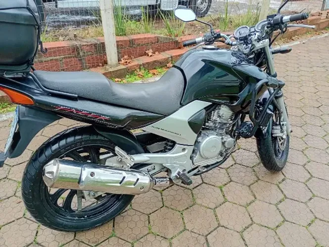 Moto Fazer 250