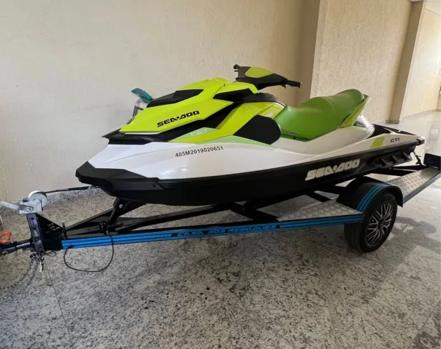 Jet SKY SEADOO GTI 130