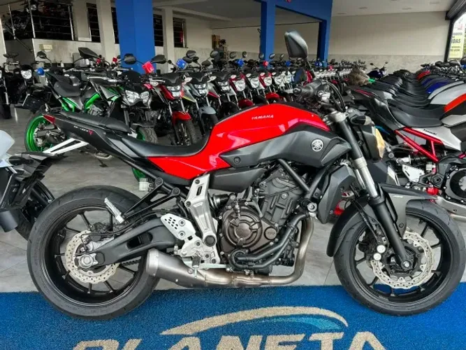 Yamaha MT-07 modelo 2016 com apenas 28.000 km rodados, moto super conservada!