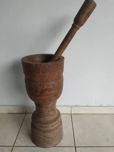 PILÃO DE PAL BRASIL 64 CM 