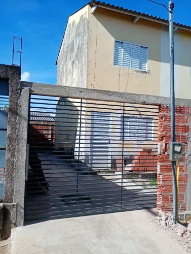 LINDA CASA NO CONJUNTO ANDIRÁ 