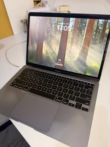 MacBook Air M1 13? | 8GB RAM | 256GB SSD