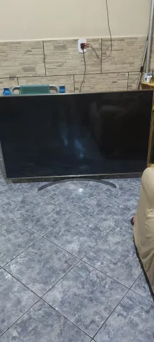 TV 65 Polegadas com defeito