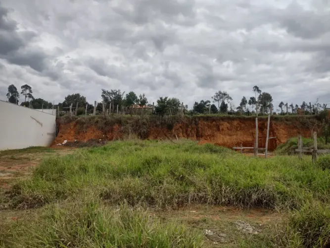 Terreno - Loteamento Setparque - 200m².