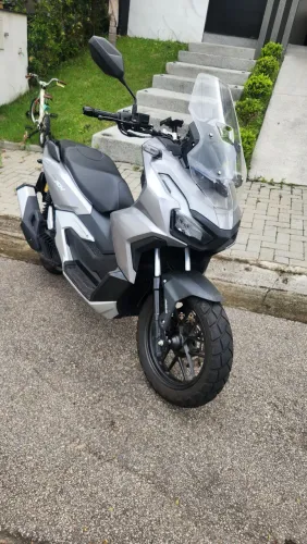 Honda Adv 160