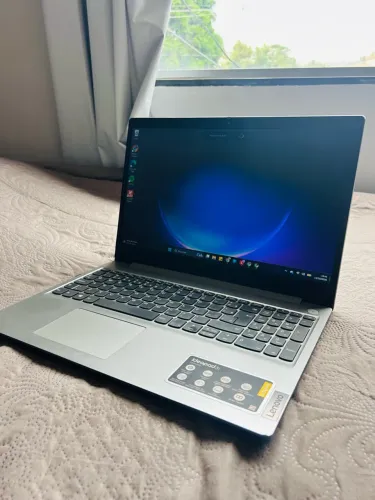  Notebook Lenovo IdeaPad 3i Core i5 10ª Geração, 8GB RAM, SSD 256GB