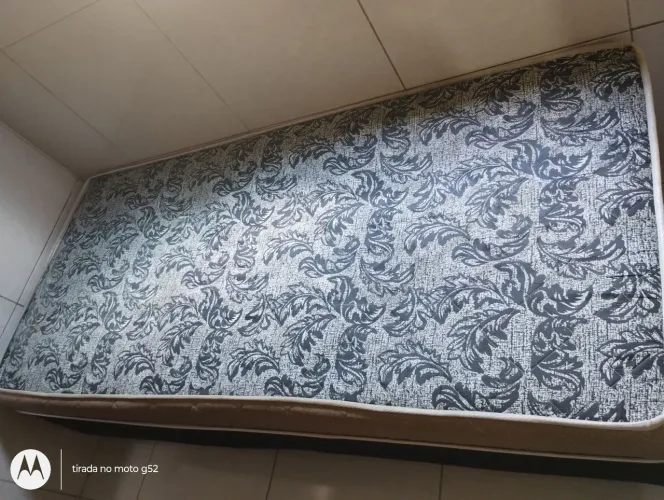 Cama box solteiro semi nova em perfeito estado de conservação