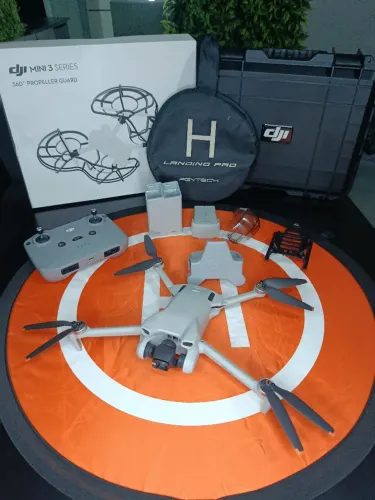 Drone DJI Mini 3 + Kit de Acessórios