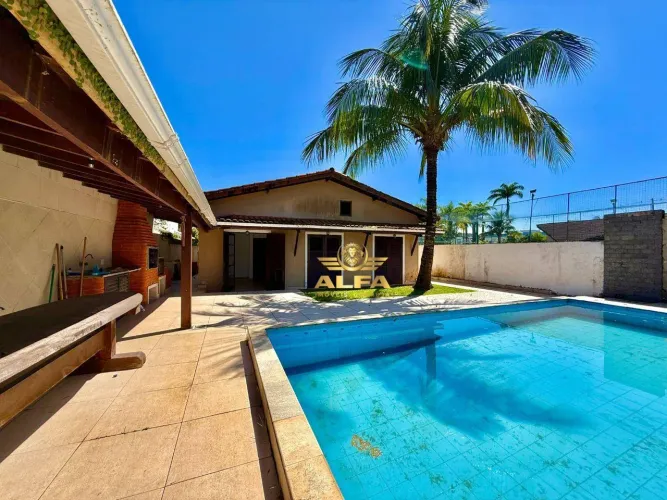 Casa com piscina, espaço gourmet e 3 dormitórios no Condomínio Jardim Pernambuco II Alfa