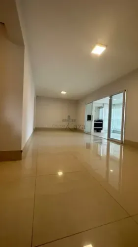 Apartamento - Barra Funda - 3 Dormitórios - 145m².