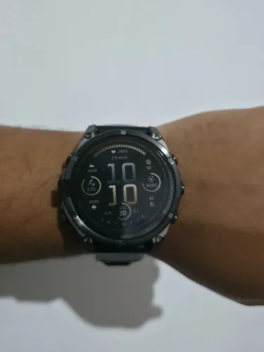 Garmin F?nix 8 AMOLED Sapphire Titanium 47mm Cinza Carbono/Preto - R$ 4.199 NF 