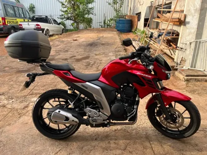 Fazer FZ25 2023 Baixo KM