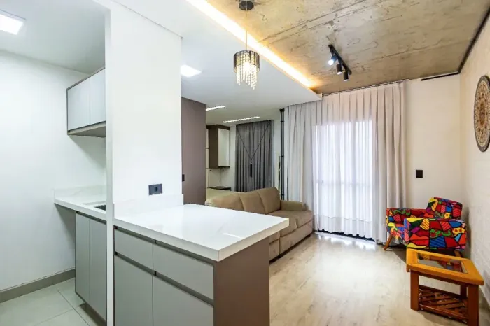 Studio com 1 dormitório para alugar, 35 m² por R$ 2.350/mês - Rebouças - Curitiba/PR