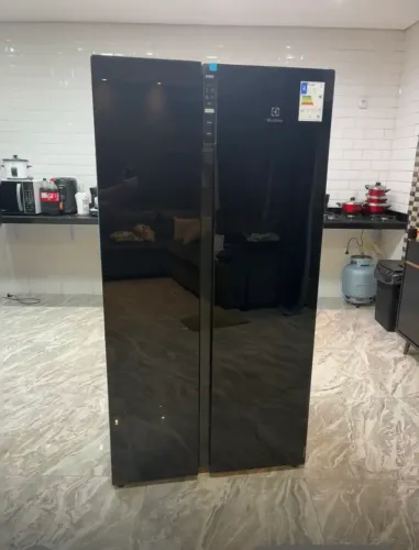 GELADEIRA SIDY BY SIDY 532 LITROS BLACK ELETROLUX PORTA DE VIDRO