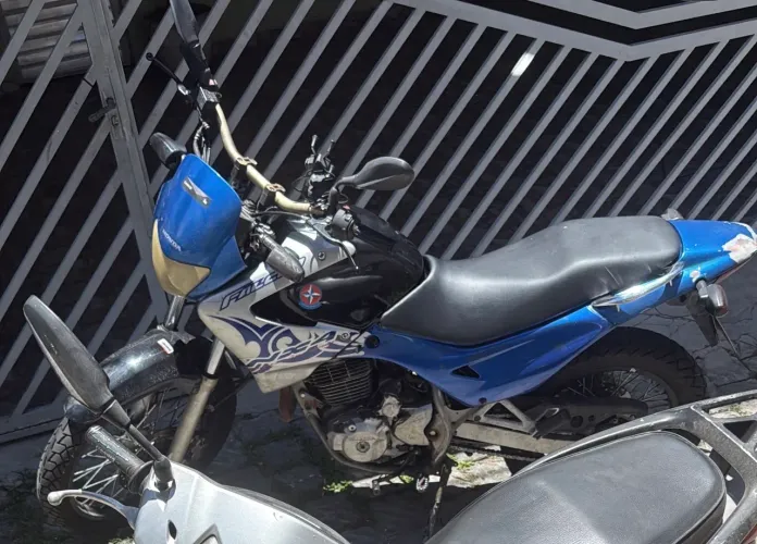 Moto Honda Falcon 400