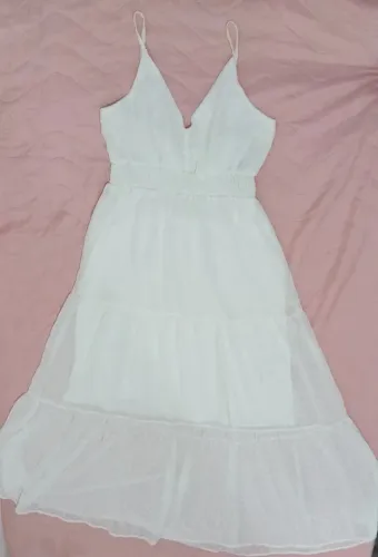 Vendo esse vestido tamanho P, por r$ 55,00. Aceito pix