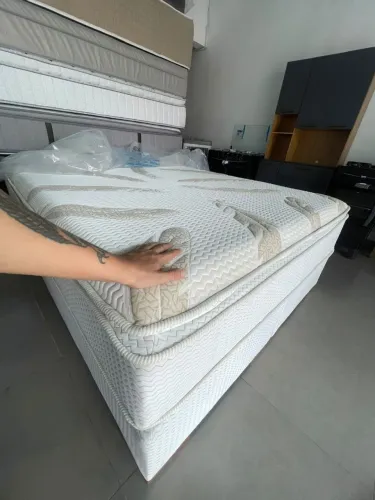cama Queen Firenze linha Premium