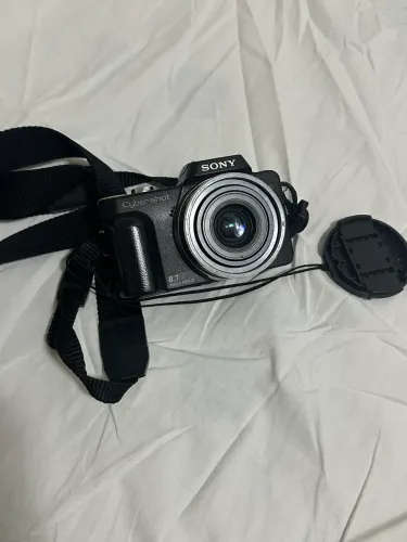 Câmera Sony Cyber-Shot DSC-H10
