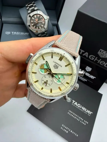 Relógio Tag Heuer Carrera Bege 43mm automático