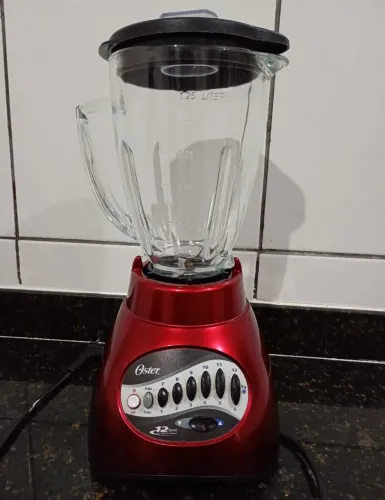 Liquidificador Oster 12 Velocidades com Jarra de Vidro 1,25L
