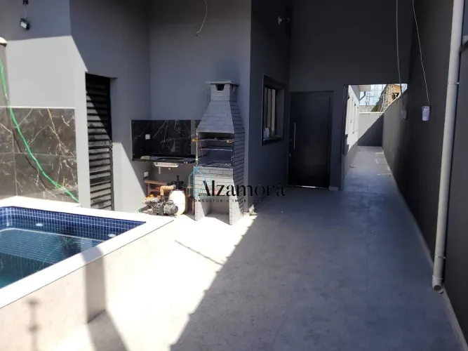 Casa nova com piscina para venda bairro Savoy Itanhaém -SP