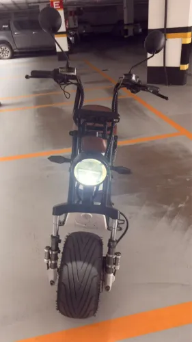 Scooter x12 em ótimo estado, com nota fiscal .
