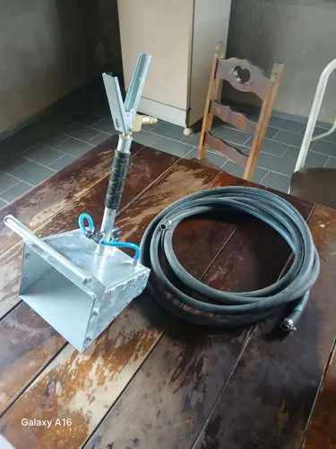 Policirte e maquina de chapisco