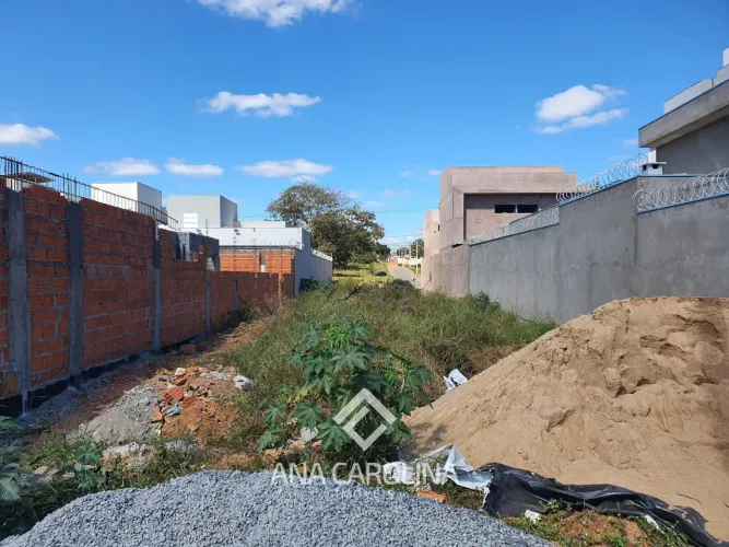 Lote a venda no Morada do Sol